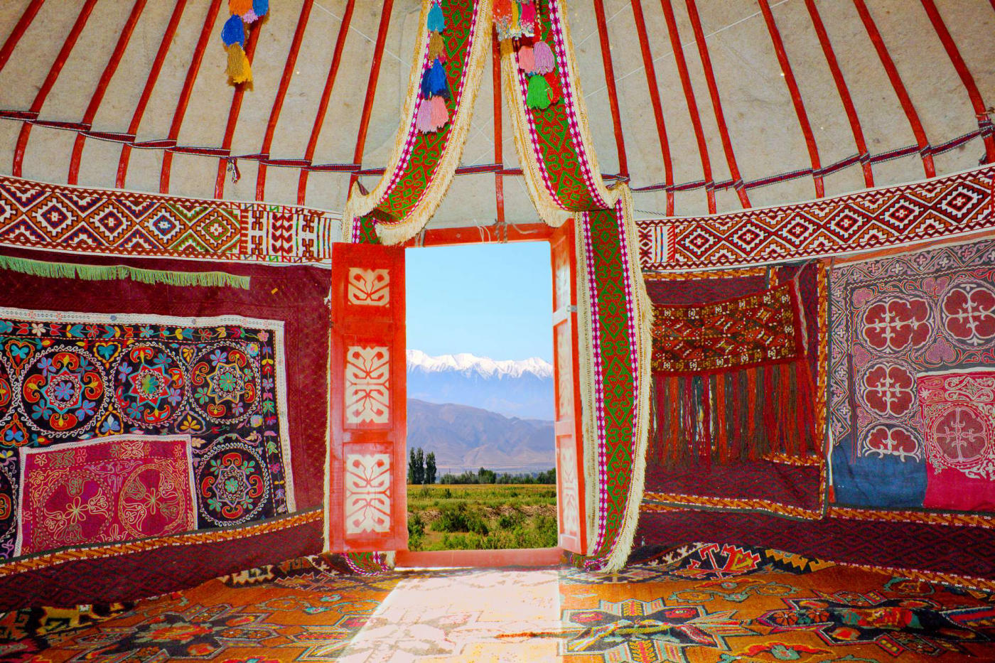 Ugii – Tsenkher