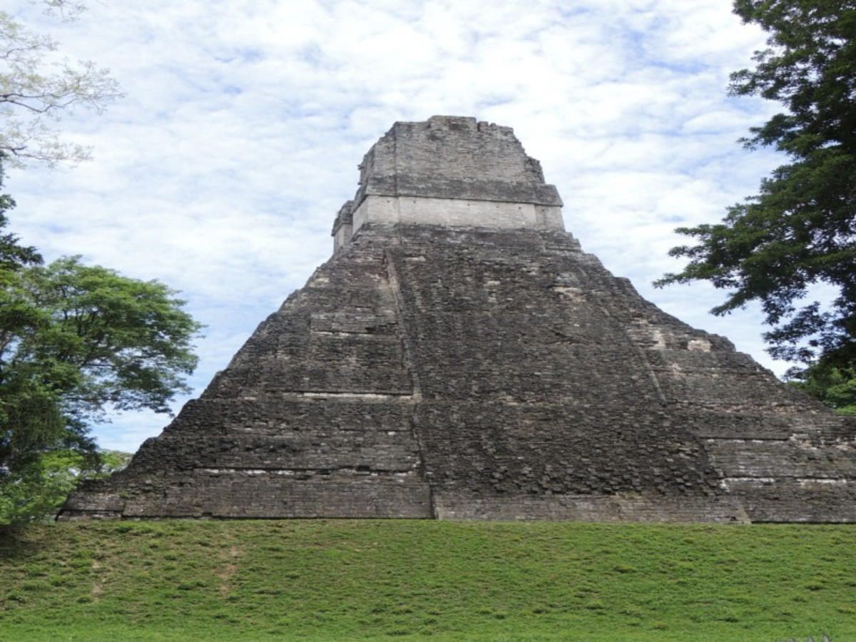 Découverte du Guatemala : Río Dulce, Tikal, Yaxhá, le lac Atitlán et Antigua