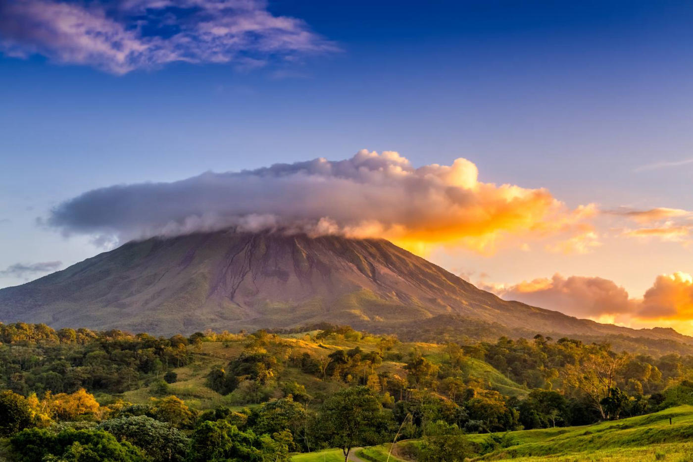 Rumbo a Costa Rica: Irazú, Arenal, Rincón de la Vieja y Monteverde