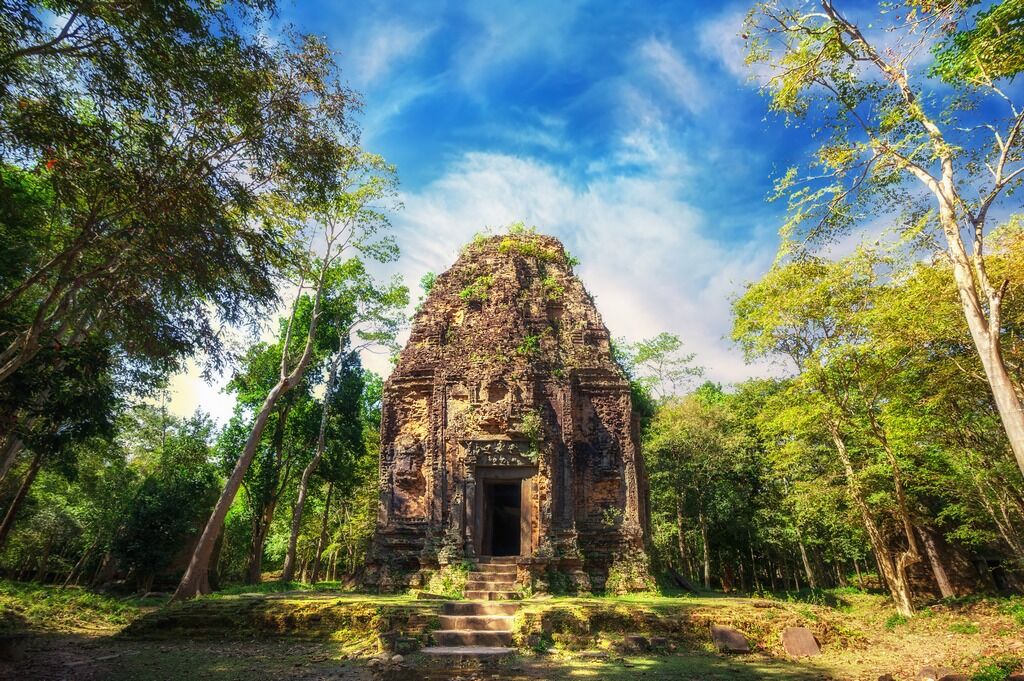 Skun and Phnom Santuk – Kampong Thom