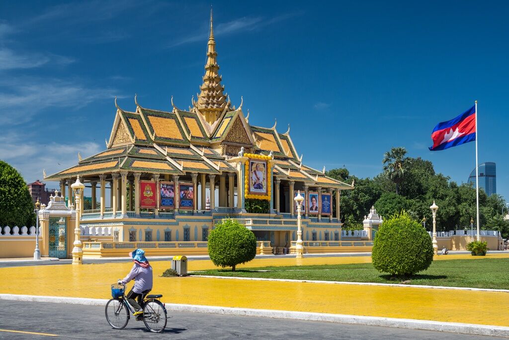 Arrival in Phnom Penh