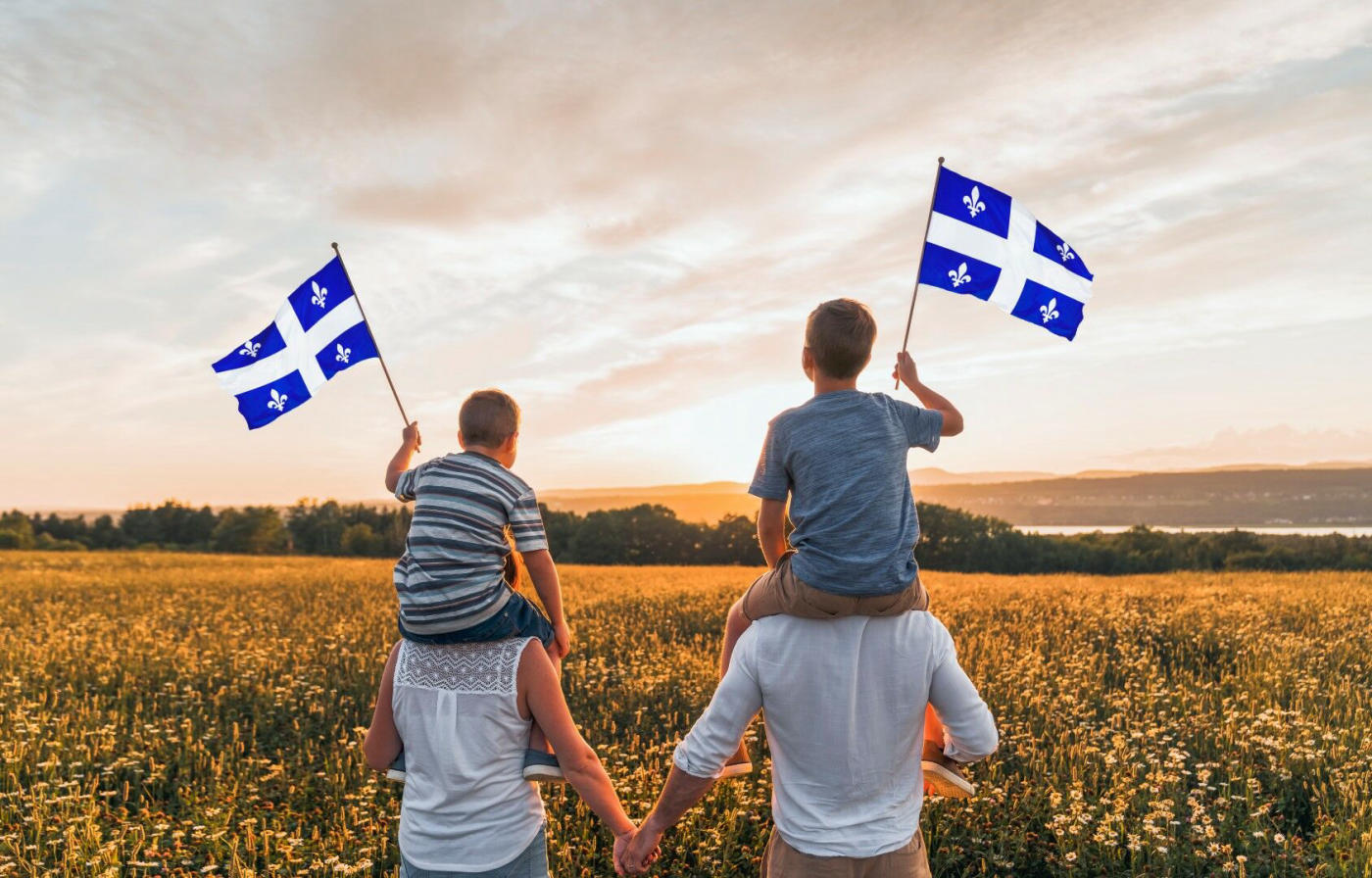 Autotour «¡Quebec es genial!»: parque Omega, Val-Jalbert y Tadoussac en familia