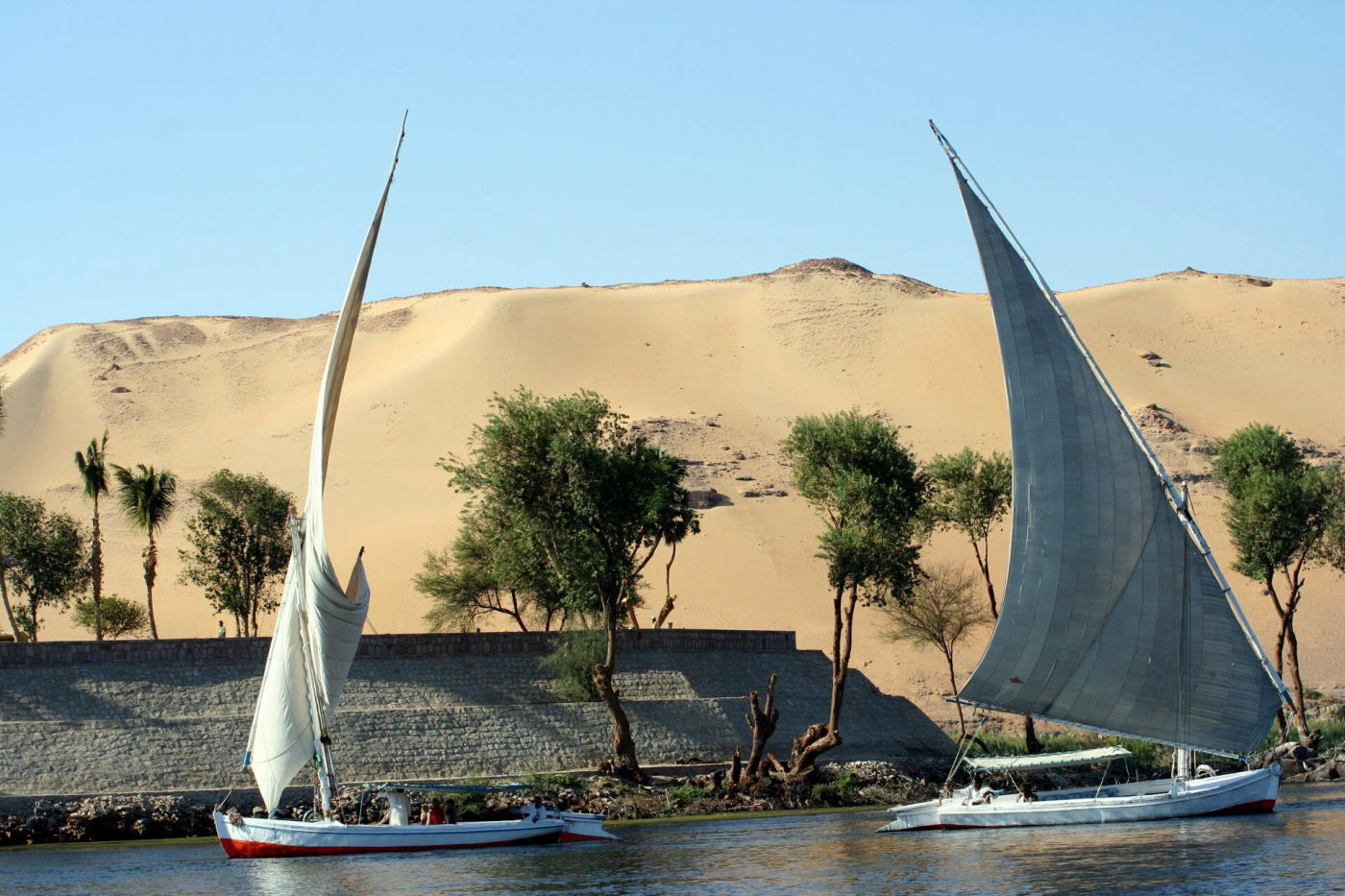 Gebel el-Silsila and Kom Ombo