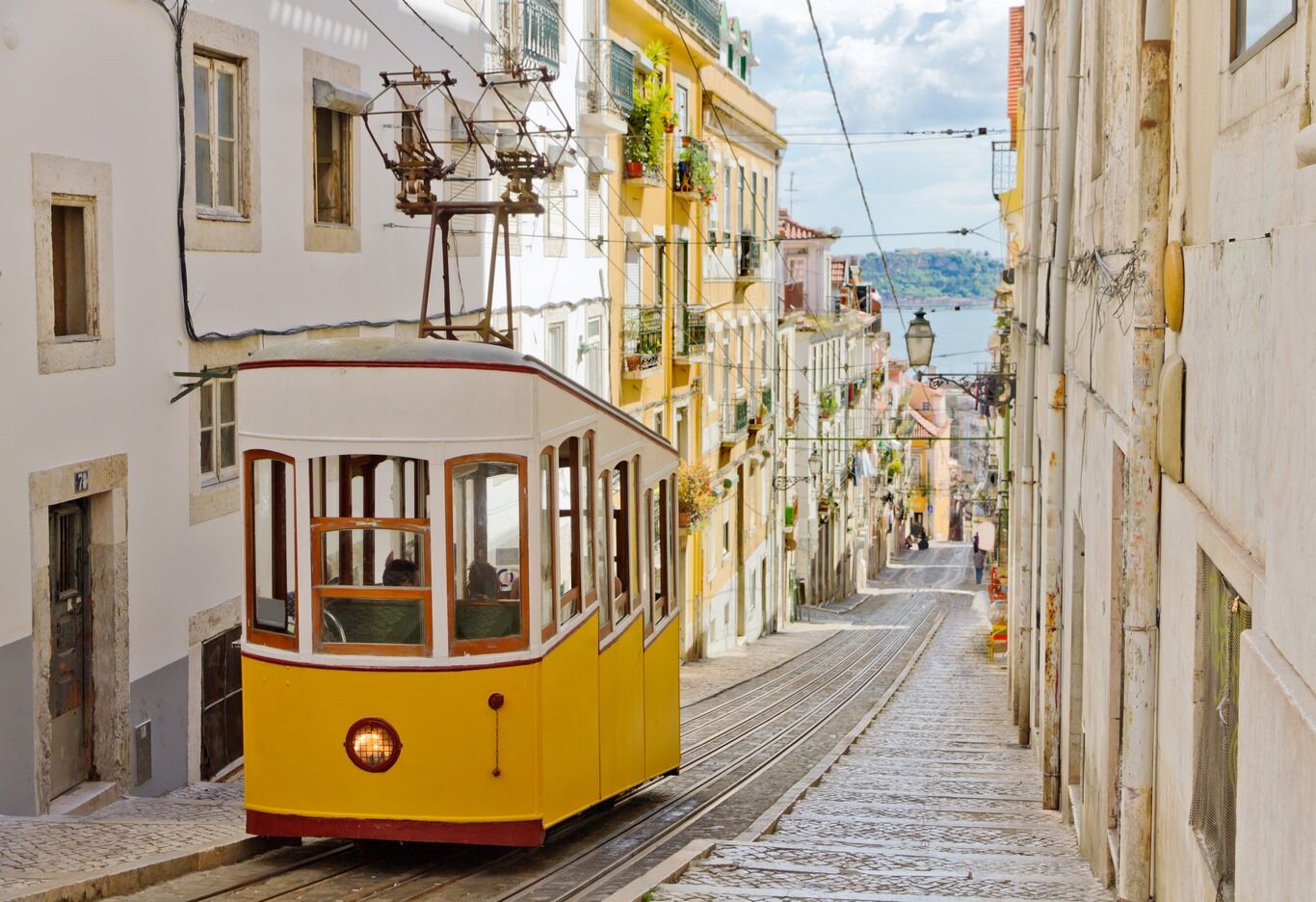 Arrival in Lisbon