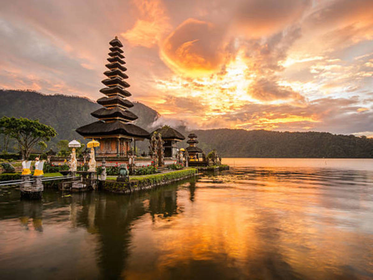 Tanah Lot and Bedugul – Ubud