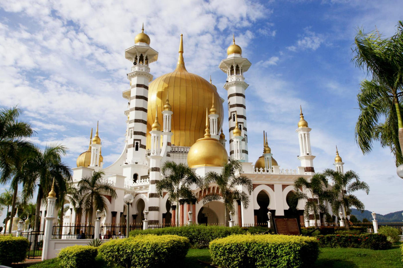 On the Road in Malaysia: a Self-Drive from Malacca to Penang