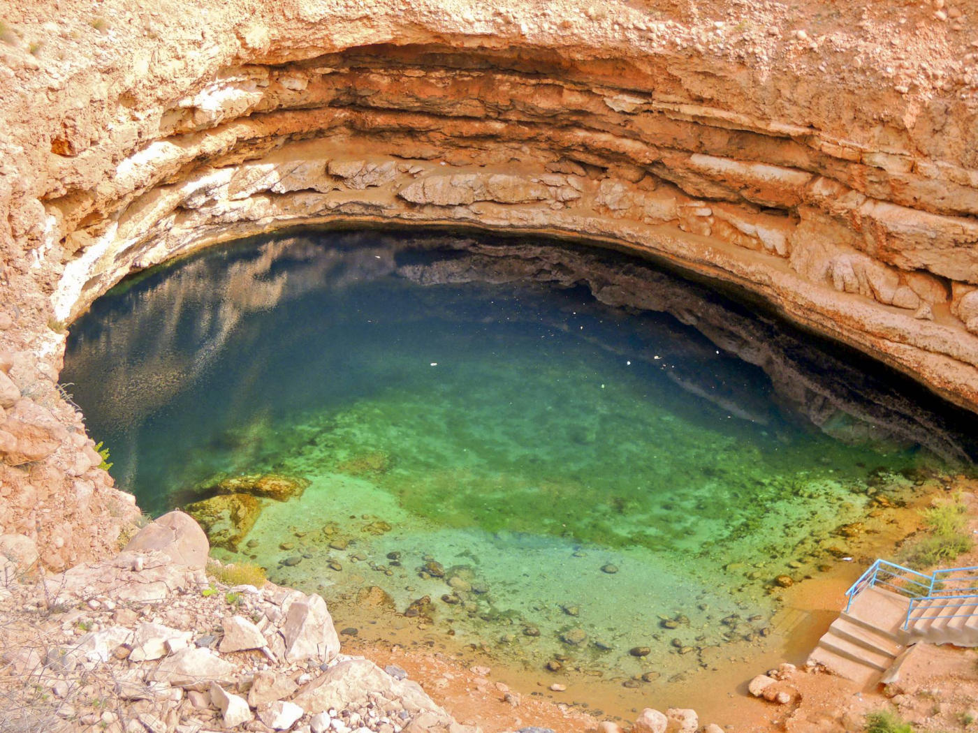 Wadi Shab and the Bimmah sinkhole – flight to Dubai