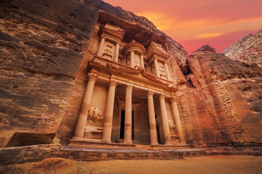 Jordania en grupo reducido: As-Salt, Jerash, Petra, Wadi Rum y el mar Muerto