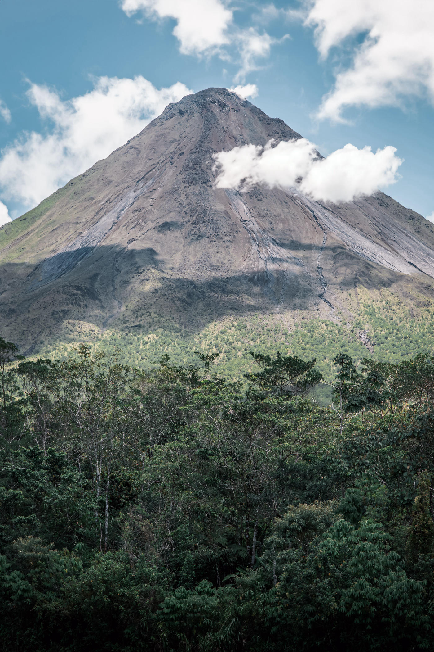 Arenal à Manuel Antonio : volcan et plage — photo 1