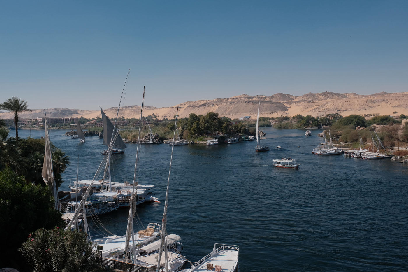 Cairo to Aswan: Pyramids and a Nile Cruise — photo 1