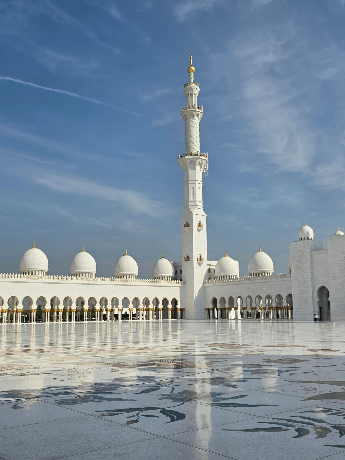Dubai and the Desert: Skyscrapers and a Night Under Canvas — photo 7