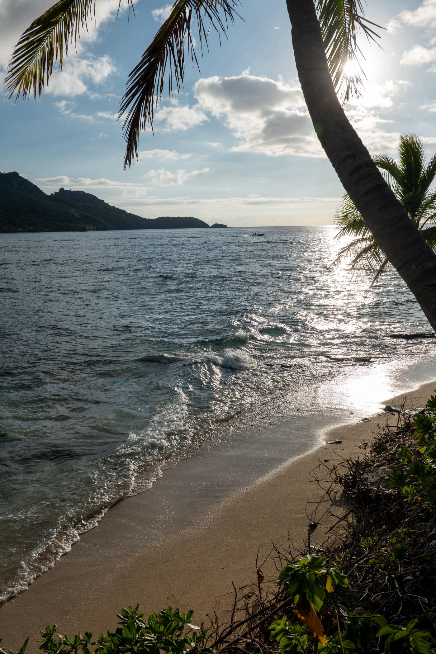 The Mamanuca Islands: Diving and Deserted Islands — photo 1
