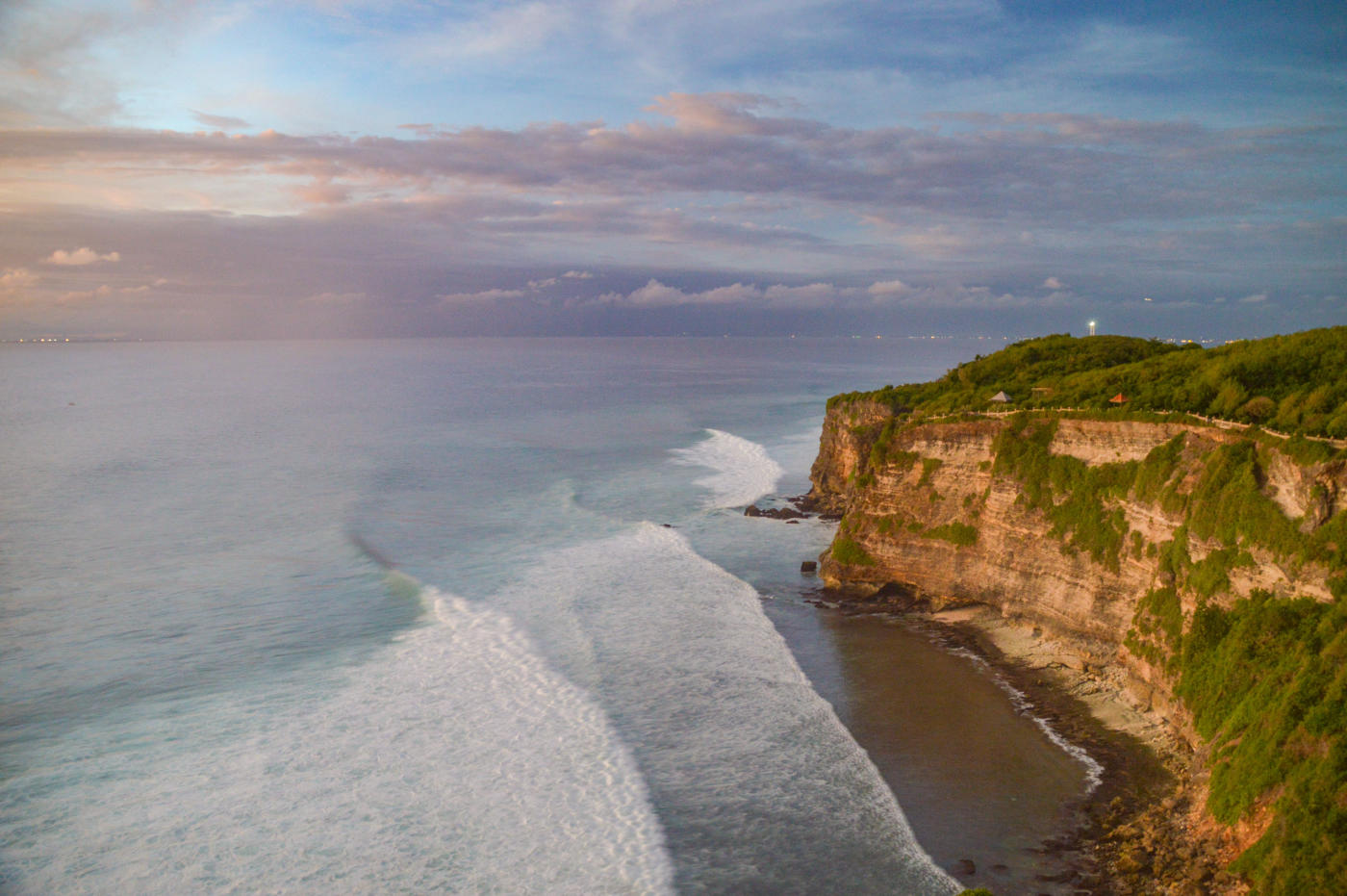 Ubud to Uluwatu: Rice Paddies and Cliffs of Bali — photo 1