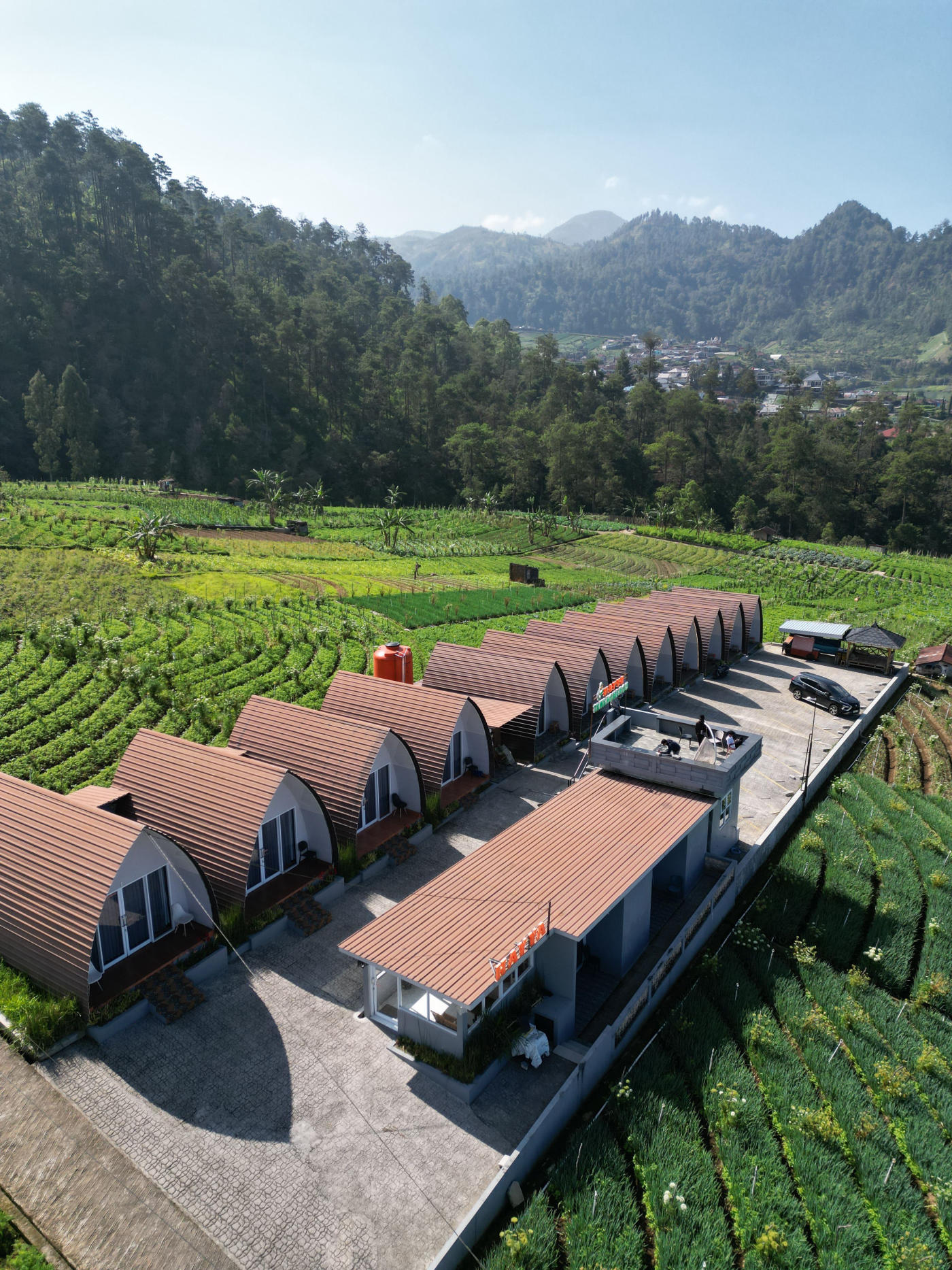 Forest-Edge Lodge